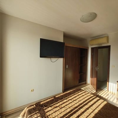 Miete einer geräumigen 3-Zimmer-Wohnung, 92 m², Villa Mare, Varna, Bulgarien
